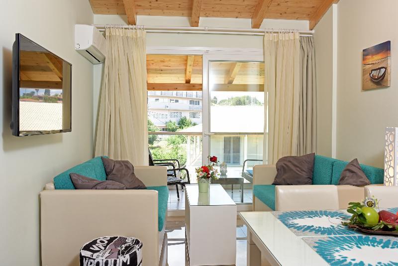 Palapart Gikas Suites And Studios جوفيا المظهر الخارجي الصورة